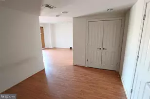 777 7th St NW, Washington, DC 20001 - Photo 8