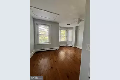 547 4th Street SE #UPPER LEVEL, Washington, DC 20003 - Photo 8