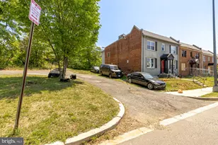 1227 18th Pl NE, Washington, DC 20002 - Photo 2