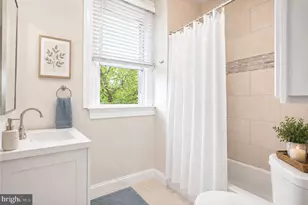 151 Rhode Island Ave NE, Washington, DC 20002 - Photo 14