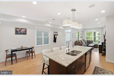 834 Varnum Street NW #2, Washington, DC 20011 - Photo 6