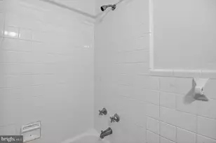 1711 Massachusetts Ave NW, Washington, DC 20036 - Photo 12