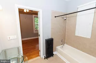 1437 East Capitol St SE, Washington, DC 20003 - Photo 32