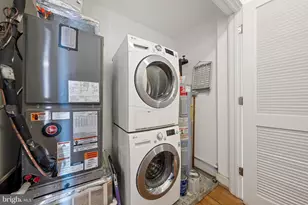 19 Logan Cir NW, Washington, DC 20005 - Photo 22