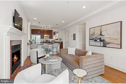19 Logan Circle NW #300, Washington, DC 20005 - Photo 4