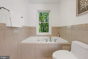19 Logan Cir NW, Washington, DC 20005 - Photo 20