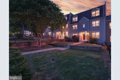 1917 2nd Street NE #301, Washington, DC 20002 - Photo 2