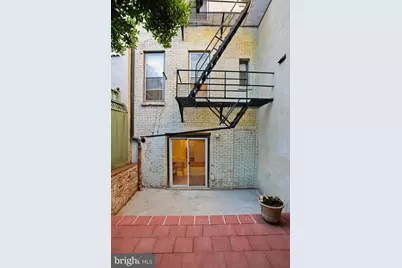 313 C Street SE, Washington, DC 20003 - Photo 44
