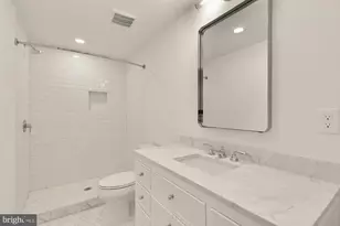 1010 I St NE, Washington, DC 20002 - Photo 36