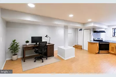 1437 East Capitol Street SE #B, Washington, DC 20003 - Photo 4