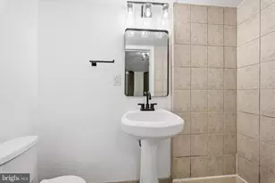 617 Keefer Pl NW, Washington, DC 20010 - Photo 14