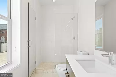 610 Newton Place NW #4, Washington, DC 20010 - Photo 22
