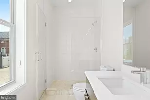 610 Newton Pl NW, Washington, DC 20010 - Photo 22