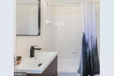 238 14th Street SE, Washington, DC 20003 - Photo 24