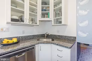 238 14th St SE, Washington, DC 20003 - Photo 16