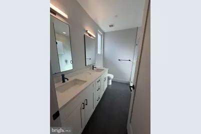 646 Newton Place NW #201, Washington, DC 20010 - Photo 8