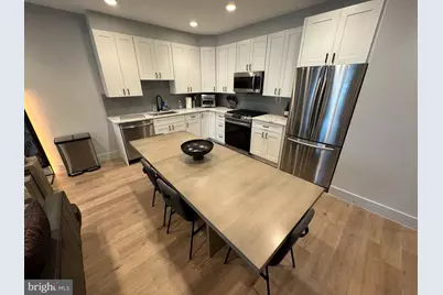 646 Newton Place NW #201, Washington, DC 20010 - Photo 4