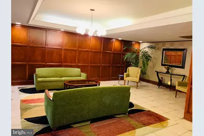 922 24th Street NW #615, Washington, DC 20037 - Photo 2