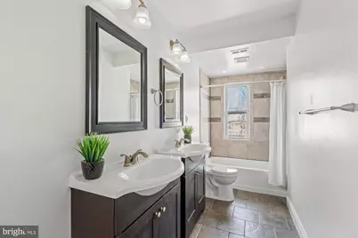 1040 6th Street NE #302, Washington, DC 20002 - Photo 16
