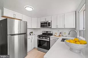 1040 6th St NE, Washington, DC 20002 - Photo 8