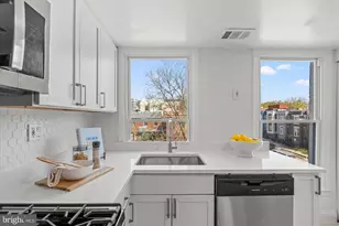 1040 6th St NE, Washington, DC 20002 - Photo 2