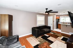 4136 E East Capitol Street NE, Washington, DC 20019 - Photo 24