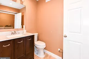 4136 E East Capitol Street NE, Washington, DC 20019 - Photo 8