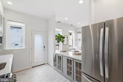 1005 Irving Street NW, Washington, DC 20010 - Photo 10