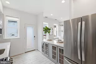 1005 Irving St NW, Washington, DC 20010 - Photo 10