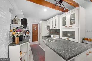 2726 P St NW, Washington, DC 20007 - Photo 4