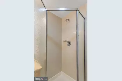 1150 K Street NW #810, Washington, DC 20005 - Photo 24