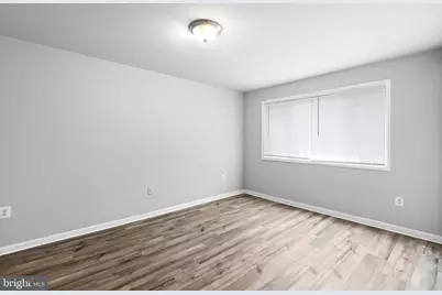 229 43rd Road NE, Washington, DC 20019 - Photo 2