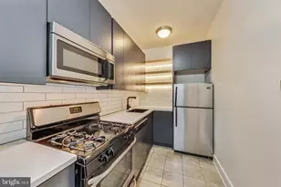 1010 25th St NW, Washington, DC 20037 - Photo 6