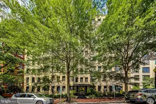 1010 25th St NW, Washington, DC 20037 - Photo 2
