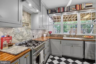 1395 Sheridan Street NW, Washington, DC 20011 - Photo 8