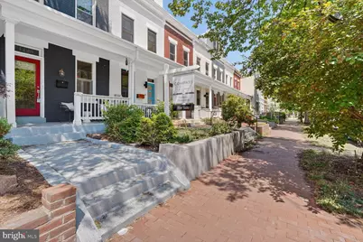 1428 C Street SE, Washington, DC 20003 - Photo 2
