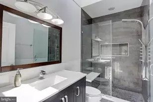 1119 Staples St NE, Washington, DC 20002 - Photo 18