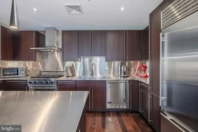 2425 L Street NW #211, Washington, DC 20037 - Photo 8
