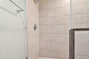 817 6th St NW, Washington, DC 20001 - Photo 14