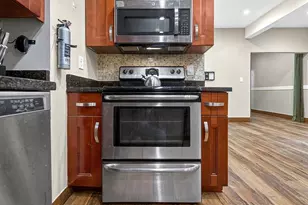 817 6th St NW, Washington, DC 20001 - Photo 16