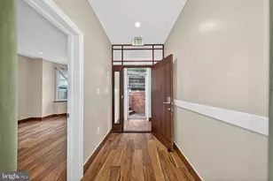 817 6th St NW, Washington, DC 20001 - Photo 10