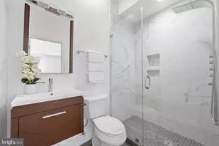 1126 5th St NW, Washington, DC 20001 - Photo 22