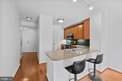 400 Massachusetts Avenue NW #621, Washington, DC 20001 - Photo 6
