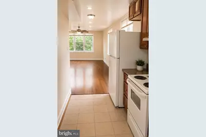 63 Galveston Place SW #3, Washington, DC 20032 - Photo 4