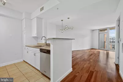 555 Massachusetts Avenue NW #1019, Washington, DC 20001 - Photo 4
