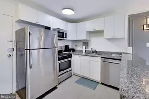 922 24th Street NW, Washington, DC 20037 - Photo 4