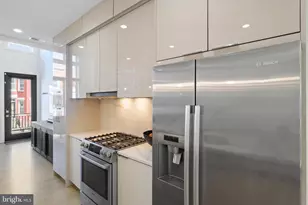 558 Harvard St NW, Washington, DC 20001 - Photo 16