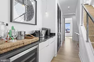 558 Harvard St NW, Washington, DC 20001 - Photo 40