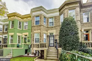 137 R St NE, Washington, DC 20002 - Photo 2