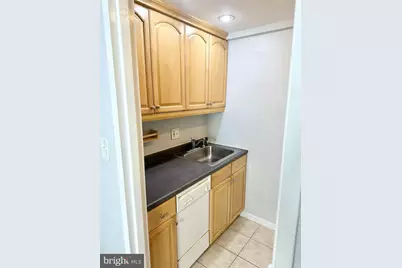 2141 I Street NW #310, Washington, DC 20037 - Photo 10